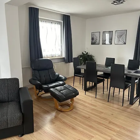 Liawa314 Mit Terrasse In Zirndorf-lind - Naehe Playmobil Funpark Und Nuernberg Apartment